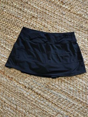 Lululemon Pace Rival Skirt Zip Rear Pocket Black Women Size 6